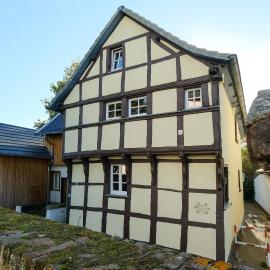 Ferienhaus Das Dömchen، فندق في Dom-Esch