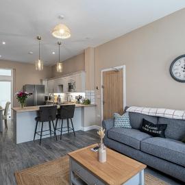 Finest Retreats - Peace Retreats Apartment, Pwllheli, Hotel in Pwllheli