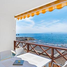 Duplex Ocean View Apartment in Neptuno, hotel in Puerto de Santiago