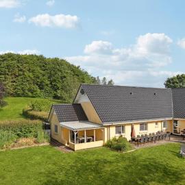 Cozy Home In Skjern With Wifi, hotel v destinaci Skjern
