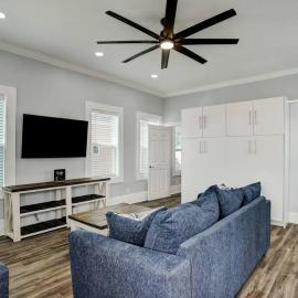 Renovated Beach Bungalow!, hotel u gradu 'Galveston'