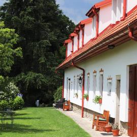Hájenka hraběte Buquoye, hotel in Kaplice