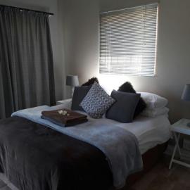 de Klerens Gems : Emerald Self Catering Unit