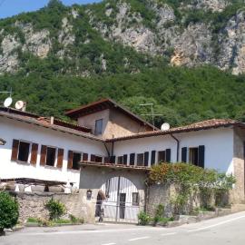 Bed and breakfast Settesette6, hotel i Barghe