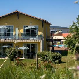 domaine du green castelgreen، فندق في Rivières