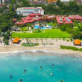 Holiday Inn Resort Baruna Bali by IHG، فندق في كوتا