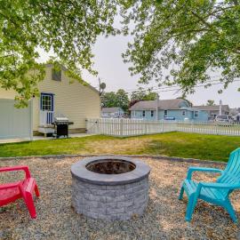 Pet-Friendly Villas Vacation Rental: Walk to Bay