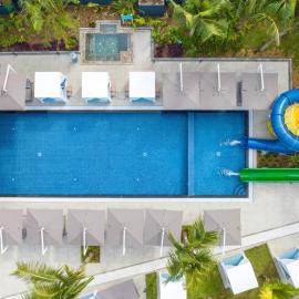 Ocean's Creek Beach Hotel โรงแรมในบาลาคลาวา