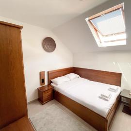 Apartments & Rooms Brijest، فندق في بلاف