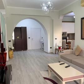 Dadaj Apartments – hotel w Sarandzie