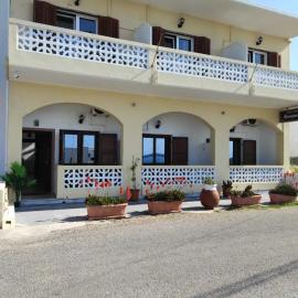 Borianoula Apartments, hotel a Fri
