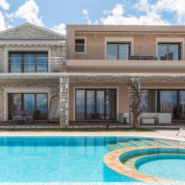Luxury Villa Hera - Beachfront, khách sạn ở Roda