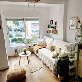 Cozy Rustic Home – hotel w mieście Playa Pobla de Farnals