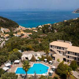 Santa Marina Hotel, hotel v mestu Ayios Nikitas