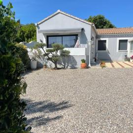 VILLA NOUNOU, hotel i Le Thor