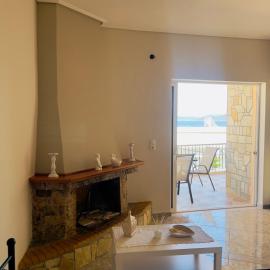 Livanátai में, होटल Luxury seaside apartment, 3 bedrooms