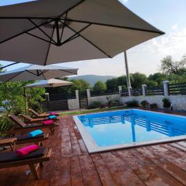 Apartment Karla SNB, khách sạn ở Lozovac