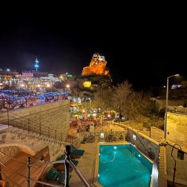 Capp Royal Cave HOTEL