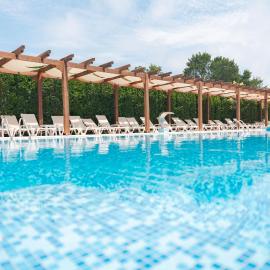 Emerald Hotel, ξενοδοχείο σε Ulcinj