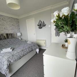Viesnīca Villa - Sleeps 6 - Pets Ok - Pool - Parking pilsētā Loustofta