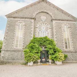 Capel Mawr, hotel u gradu Llanrug