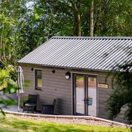A Cornish Cabin in the Tamar Valley, hotel u gradu 'Gunnislake'