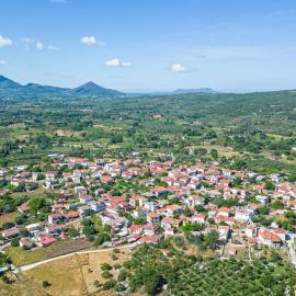 Village house xatzis, hotel u gradu 'Hajís'