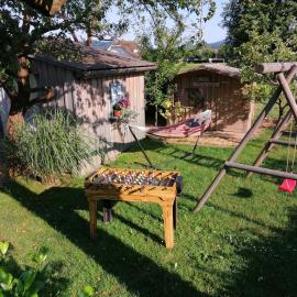 Glamping with a view, hotelli kohteessa Smlednik