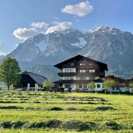 Pension Möslehnerhof, hotel sa Ramsau am Dachstein