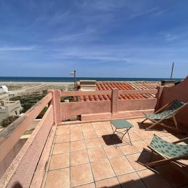 Maisonnette 2 Pièces, 4 Pers, Face Mer, Clim, Parking - FR-1-81-597, hotel u gradu Lekat