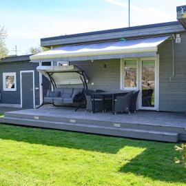 Family retreat with a sauna in the centre