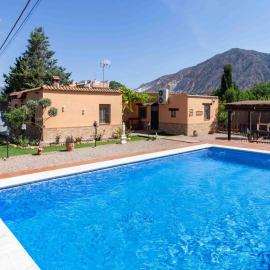 Cortijo La Venta Hoyo, hotel v destinaci Nigüelas