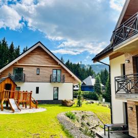 Ski Chalet Klínovec, hotel a Loučná pod Klínovcem