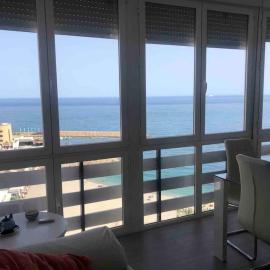 PRIMERA LÍNEA DE PLAYA, LA ARENA A TUS PIES, hotel din Aguadulce