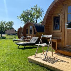 Andrella Auszeithof - Schlaferlebnis im Holzfass, hotel Friedersbachban