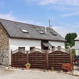 Northwood Barn, hotel in Okehampton
