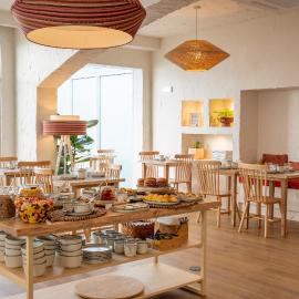 Praia FLH Hotels Ericeira，埃里塞拉的飯店