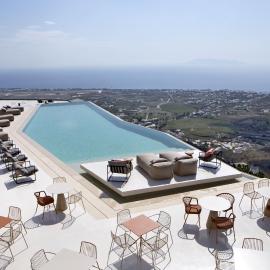 Elessa Hotel, hotell sihtkohas Pirgos