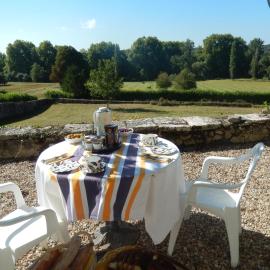 Domaine de Puyrousse, hotel di Ribérac