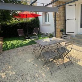 La perle de provence, appartement neuf en rez de Jardin clos, au calme, clim, salle d'eau dans chaque chambre, à 900m du centre de Nyons