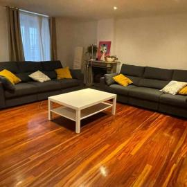 Apartamento San Francisco Deluxe, отель в городе Сараус