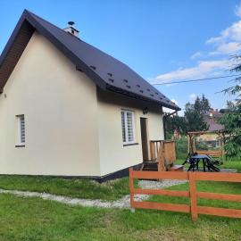Brzoskwiniowy Domek Ustrzyki Dolne