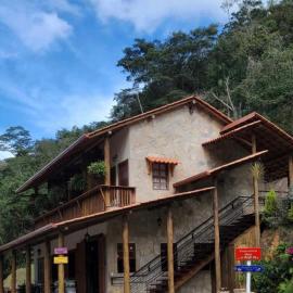Pousada Sítio das Pedras โรงแรมในโดมิงกอส มาร์ตินส์