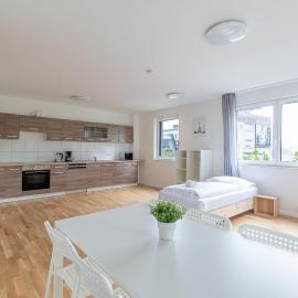T&K Apartments - Bergisch Gladbach - 4 Comfortable Apartments - 18 min to Fair Messe Cologne, hotel in Bergisch Gladbach