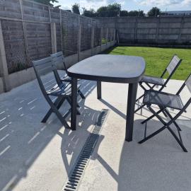 Maison - terrasse - 2 chambres - Aurillac, hotel sa Aurillac
