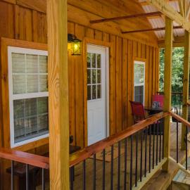 Halfmoon Hideaway-Cozy 2 bdr cabin Mena AR, hotel en Mena
