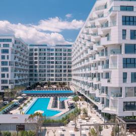 The Queens Apartments Infinity Beach Pool&Spa Mamaia Nord