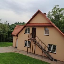 Całoroczny Domek Góry Bieszczady, khách sạn ở Baligród