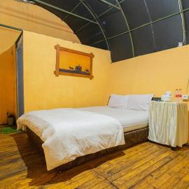 Junggo में, होटल Chikar Glamping At Wisata Coban Talun Mitra RedDoorz