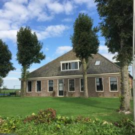 Vakantiehuis Overleek、モニキンダムのホテル